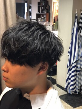 メンズサロン DATE 万博公園店 マッシュツイストスパイラル