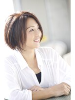 エニー(ENi) 風が吹き抜けるボブ潮風の香り