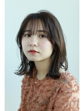 エクリフルール(equri fleur) 【イルミナカラー】 外ハネローレイヤミディ