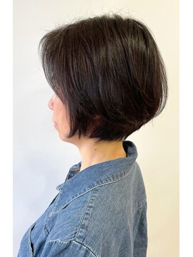 ハートボックス 四谷店(Heart box) 襟足をタイトに抑えたショートスタイル
