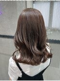 赤みを抑えた韓国風透明感カラー