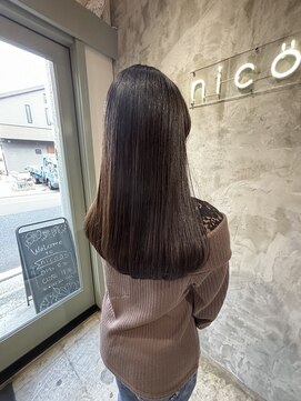 ニコア 千葉(nicoa) 黒髪/レイヤーロング/グレーベージュ[千葉/千葉駅