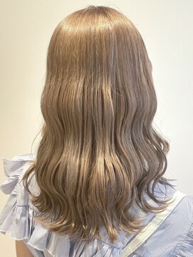 イワッシュ 大和駅店(IwAsh) レイヤーカット/ミルクティーグレージュ/ダブルカラー/ショート