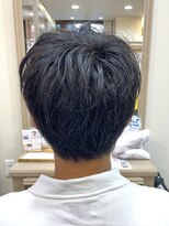 アルターリール(aL ter Rire)&nbsp;フェザーパーマ/サーフカール/刈り上げセンターパート/中村郁未