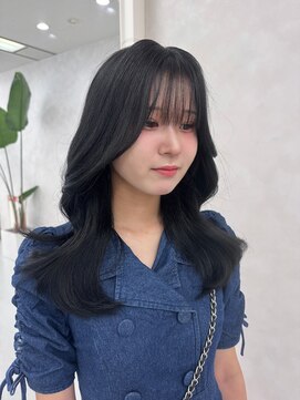 スウェル(SWELL) ブルーブラック×くびれへア