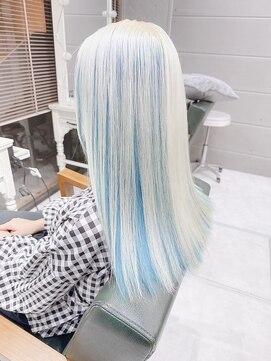 ホワイトブロンド/水色ブルーネイビーデザインカラー