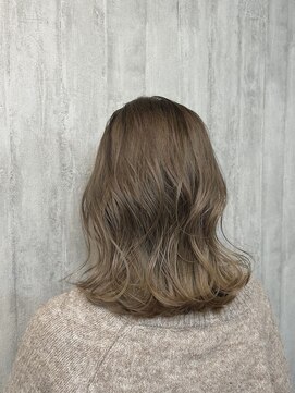 アリス(ARIS) 外ハネボブ/ミディアム/ミルクティーサンドベージュ