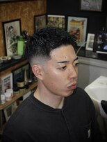 グラウンドタイガー(GROUNDTIGER)&nbsp;フェザーアップ×スキンフェード