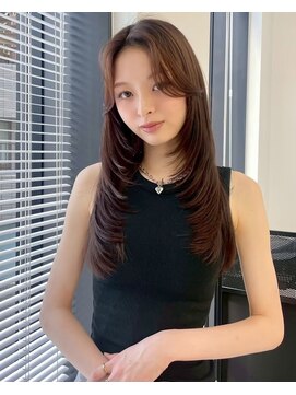 ユーフォリア 銀座本店(Euphoria) ロングカット レイヤーカット 透明感カラー