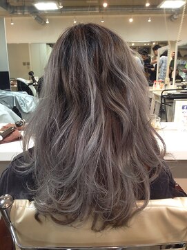 ペネロープ(Penelope) 【新宿PENELOPE】シルバーアッシュグラデーション！