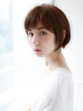 ネオリーブ クーロ(Neolive curro) 髪がぺたんとなってしまう方におすすめ！小顔ショートボブ