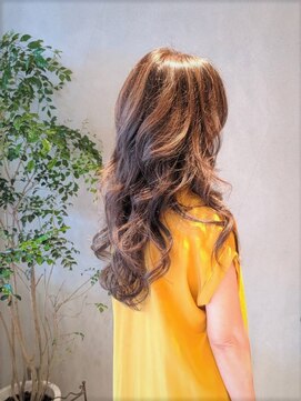 ヒカリスヘアー 吹田店 ロングバイレイヤージュ