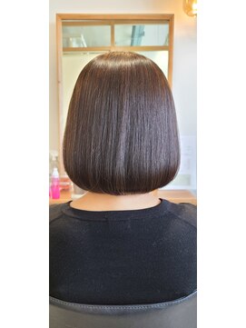 ケースタイルシェノン(K-STYLE CHAINON) さらふわ前上がりボブ