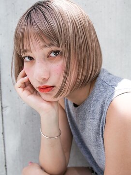 ルティア(Lutia) ミルクティーベージュ、ボブ