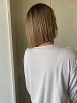 ヘアースタジオゼン アドバンス(hair studio Zen advance)&nbsp;切りっぱなしの金髪ボブ