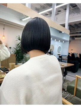 アル 心斎橋(alu) 黒髪/小顔カット/ボブ/ツヤ髪スタイル/ニュアンスカラー
