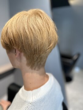 ボルン(BOLEN) 韓国風ペールベージュカラー