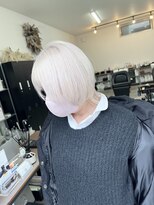 アイセ(I.se Eir TOKYO) ホワイトカラー/ブロンド/髪質改善/似合わせ