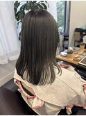 ブリーチベースにやわらかく透けるオリーブグレージュ◎