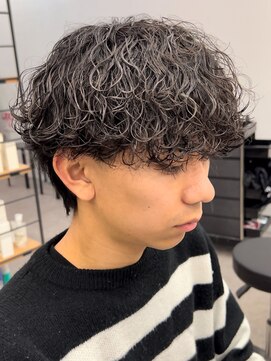 エルマーク 心斎橋(L-MARK) スパイラルパーマツイストパーマアップバング短髪メッシュ