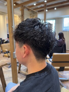 ヘアリゾート バルボア アイランド(hair resort Balboa Island) ツーブロック×スパイキーショート