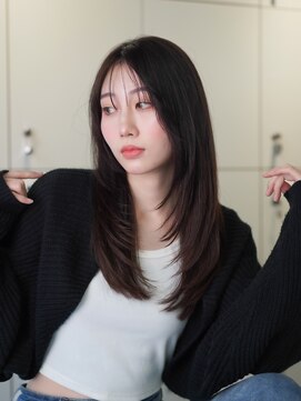 サンバレー(SUNVALLEY) レイヤー/レイヤーカット/縮毛矯正/髪質改善/前髪カット/表参道