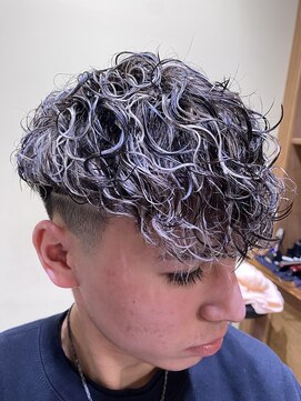 フォーコーナーズ(Four Corners) ホワイトメッシュ