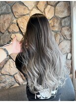 ルイ(ROUIS produced by LUCK 津田沼)&nbsp;ROUIS 津田沼 ロングヘアバレイヤージュ