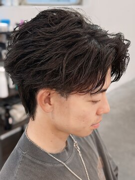 バース バイ ハピネス(BIRTH by happiness) 奈良men'sメンズツイストフェザーパーマフェザーショート