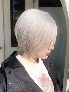 カルム(calme) 【吉富】ホワイトブロンド