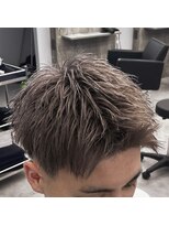 ベルクロー バイ アリープ(Bel.crow by ALEAP)&nbsp;グレージュカラー/ブリーチデザイン/ハイトーンカラー