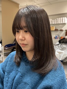 地毛風カラー/アッシュブラウン/顔周りレイヤーボブ