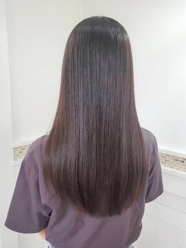 TJ天気予報 7コ 各務原店 「ビフォーアフターあり」シアーブラウン「縮毛矯正」