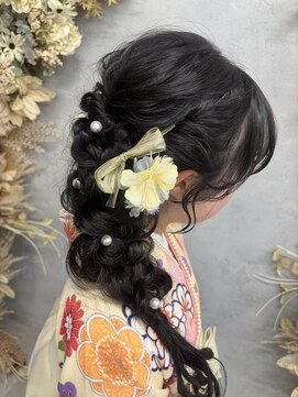 振袖グラム 名古屋 名駅(振袖gram) 小学生卒業袴コーディネート編みおろし