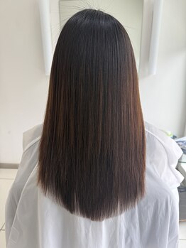 エージレスヘア ディアウ(ageless hair De au)の写真/憧れのさらさらストレートは髪の結合に働きかける縮毛矯正で◎ナチュラルな輝きをあなたに♪