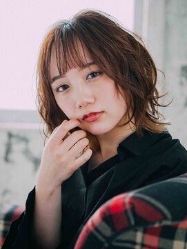 セブンルックス(7LOOKS) ミディアムウェーブ