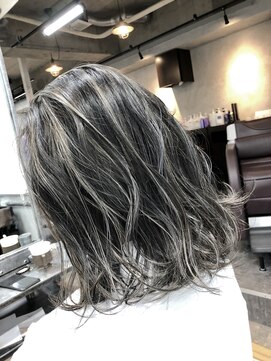 アポロ 横浜駅店(apollo) ホワイト系ハイライト☆