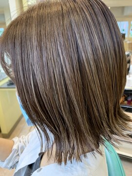 美容室 ダルテ(d'Arte) 外ハネボブ×ハイライトラベンダーアッシュカラー