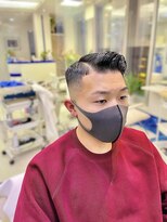 ヘアートーク アイズ(HAIR TALK I's) 七三パート×スキンフェード