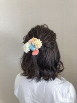 モルニ(MORNI)&nbsp;アッシュグレー_マロンベージュ Aラインボブ かきあげ