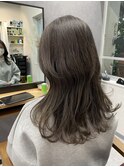オリーブグレージュ×大人可愛い女神巻き