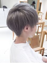 デイズ(days)&nbsp;グレーベージュ  アッシュブラック 黒髪前下がりショート