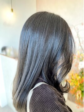 ルヴェール 北方店(LeVert) ロング×透明感カラー