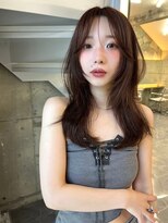 サイン 表参道(SIGN)&nbsp;韓国ヘアーハッシュカットレイヤーカットグレージュブリーチ無し