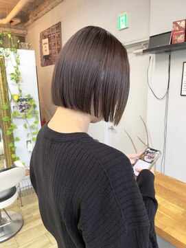 ヌード(NUDE) NUDEミニボブ 大人ショートボブ前下がりボブ ワンレンボブ