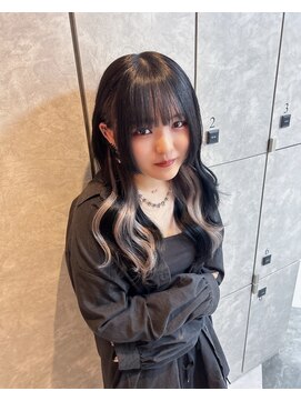 ガルボヘアー 心斎橋店(garbohair) 地雷系に人気の白インナーカラー