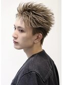 スパイキーショート短髪アップバングダウンパーマ