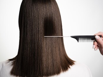 ルカ(luca)の写真/自然なツヤとまとまりを叶える酸性ストレート♪髪への負担を抑え、仕上がりは柔らかくしなやかです。