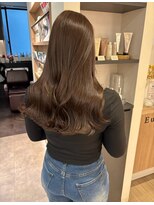 ユーフォリア 青山(Euphoria)&nbsp;【担当きょうこ】ブリーチなし赤み消し柔らかベージュ透明感艶髪