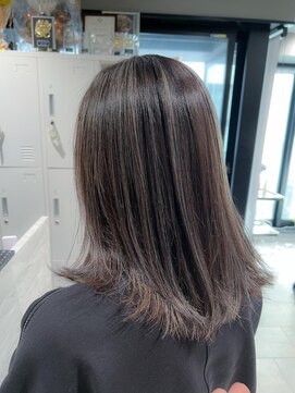 ステラバイケンジ 藤沢(STELLA by KENJE) 白髪ぼかし細めハイライト30代40代50代【藤沢　藤沢駅】